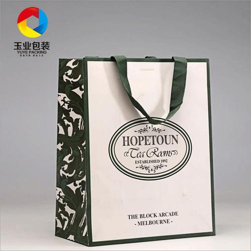 紙袋里的風(fēng)尚 服裝鞋帽購(gòu)物袋的環(huán)保與美學(xué)進(jìn)階